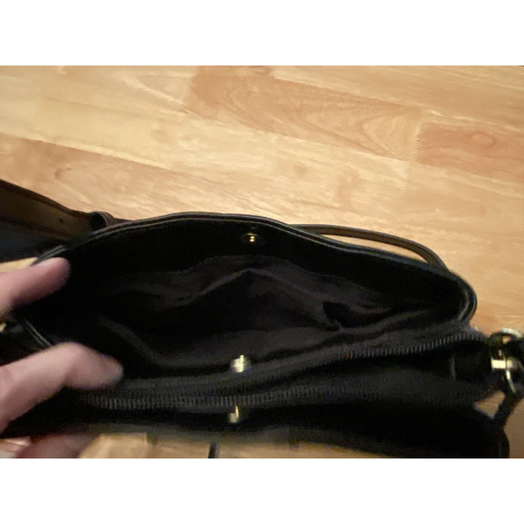 Liz Claiborne Black LC Heritage Small XB Crossbody Purse, Classic Leather, NEW - Picture 7 of 13